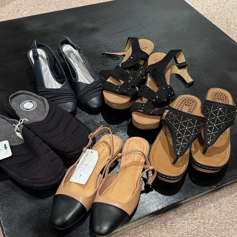 Bundle of 5 shoes sz 7
